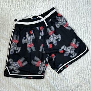 Market Body By Market I love NY gorilla Basketball Shorts Black men’s large new